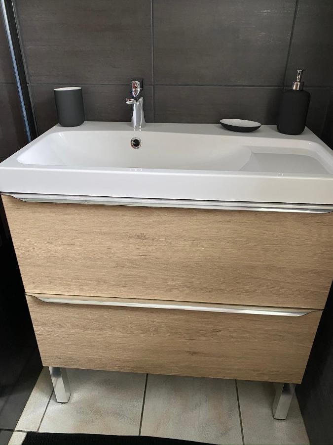 Loveyou Villalunoterie Futuroscope Piscine Spa 4Pers Oyre Zewnętrze zdjęcie