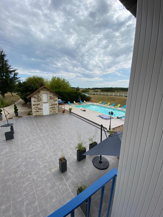 Loveyou Villalunoterie Futuroscope Piscine Spa 4Pers Oyre Zewnętrze zdjęcie
